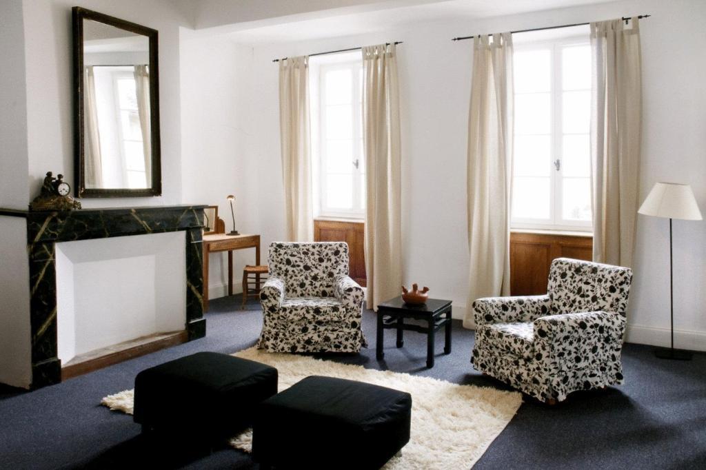 Hotel Saint Laurans Aurignac  الغرفة الصورة